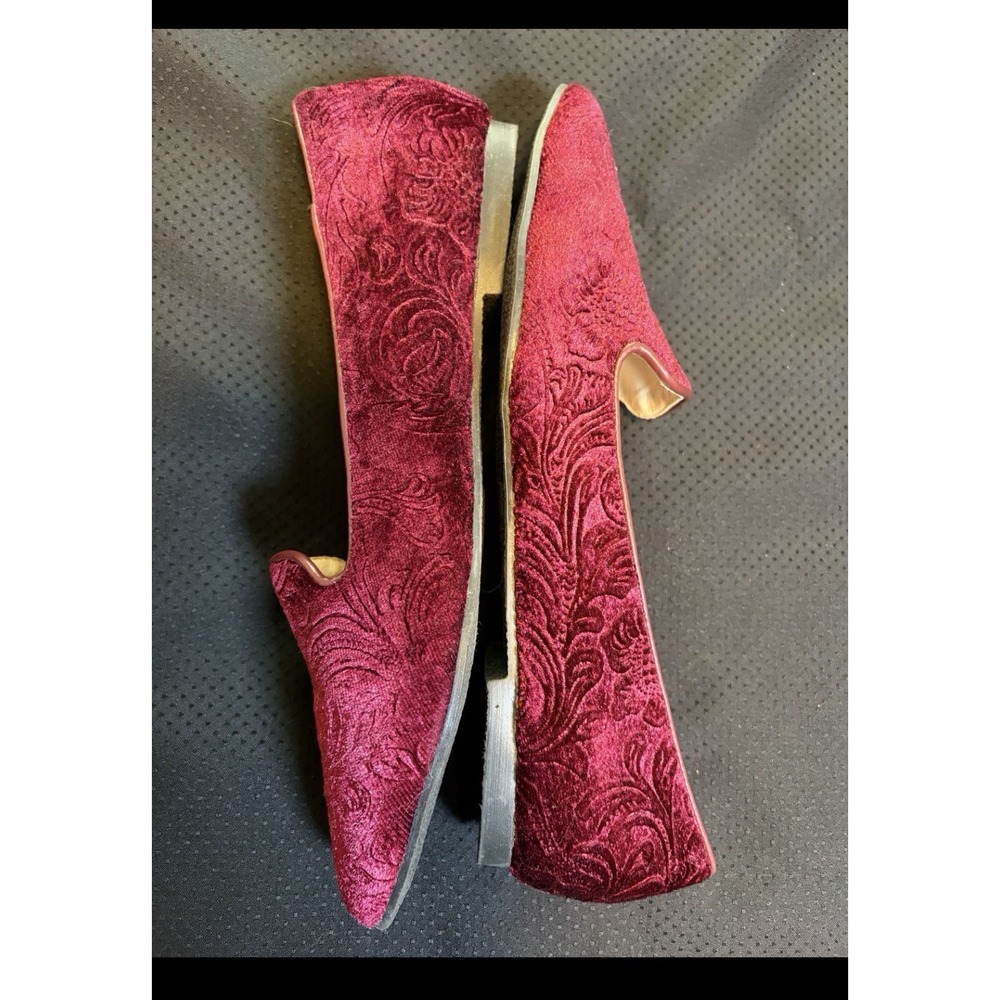 Dolce Nome Pico Burgundy Velvet Floral Damask Pointed Toe Mules Flat Shoes~Sz 7M - Picture 8 of 9